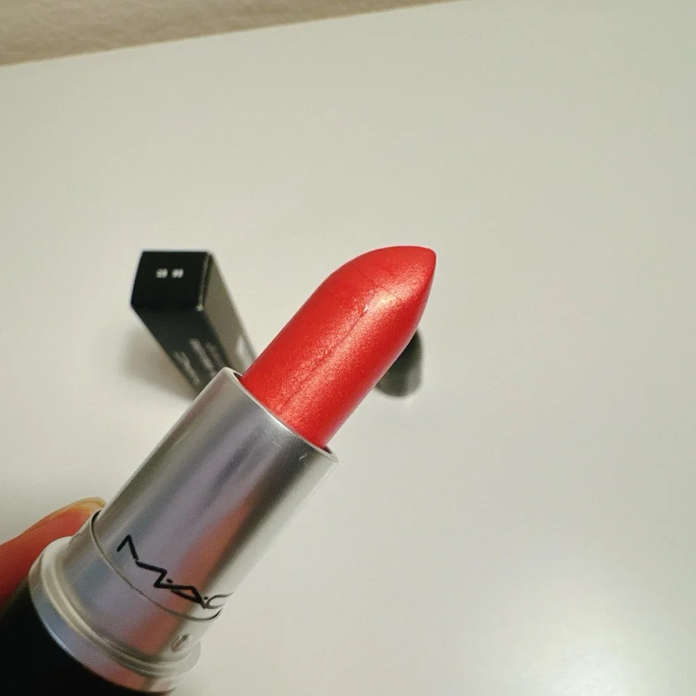 MAC Frost Lipstick in CB 96 ~ Full Size New In Box